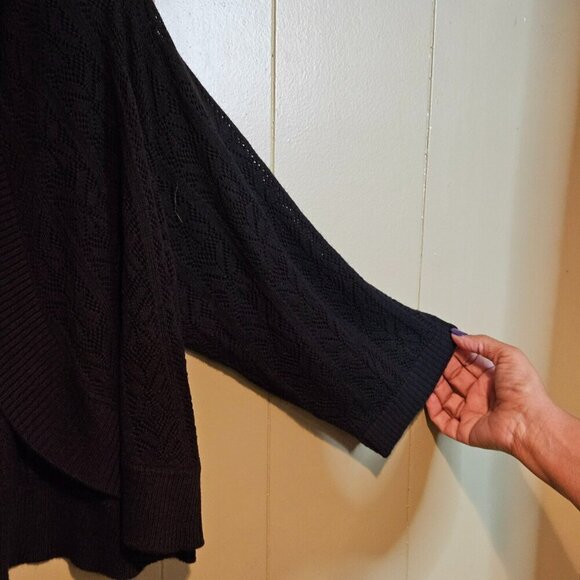 CYN Woman Black Open-Knit Cropped Cardigan - Size 3 - Picture 3 of 6